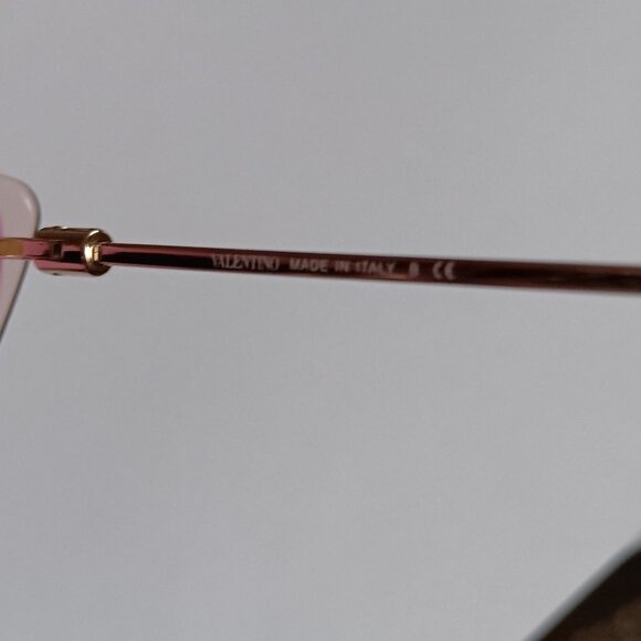 VALINTINOS - Picture 2 of 2